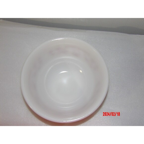 Vintage Hazel Atlas Tom‎ & Jerry Christmas Eggnog Bowl - Picture 5 of 5